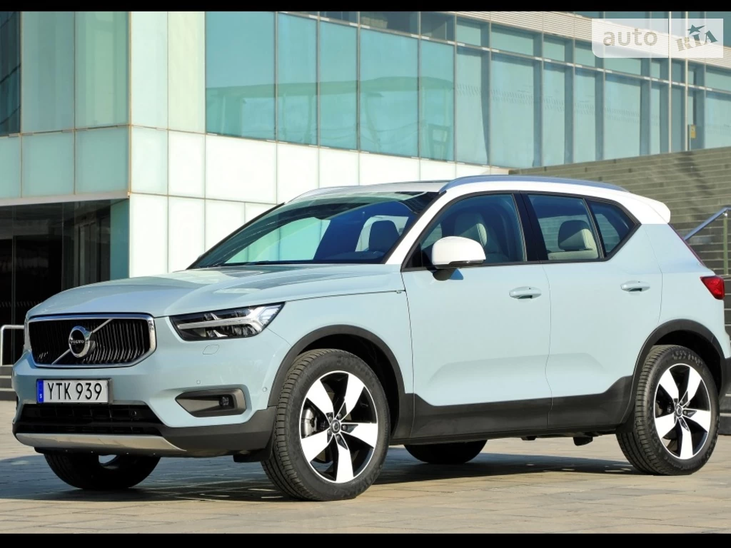 Volvo XC40 Momentum