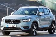 Volvo XC40 Momentum Pro