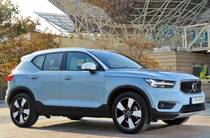 Volvo XC40 Momentum