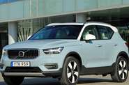 Volvo XC40 Momentum Pro