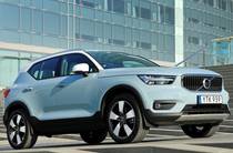 Volvo XC40 Momentum Pro