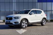 Volvo XC40 Momentum