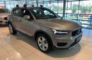 Volvo XC40 Momentum