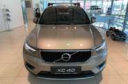 Volvo XC40 Momentum