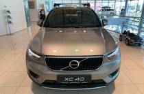 Volvo XC40 Momentum