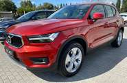 Volvo XC40 Momentum Pro