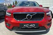 Volvo XC40 Momentum Pro