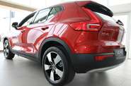 Volvo XC40 Momentum Pro