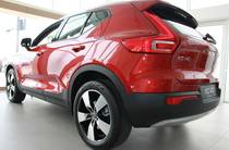 Volvo XC40 Momentum Pro