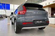 Volvo XC40 Momentum Pro