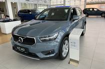 Volvo XC40 Momentum Pro