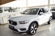 Volvo XC40 Momentum Pro