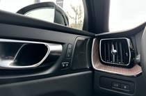 Volvo XC60 Recharge Ultimate Dark