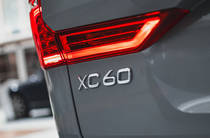 Volvo XC60 Recharge Ultimate Dark