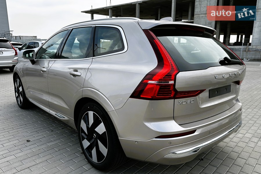 Volvo XC60 Recharge - фото 4