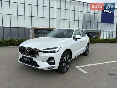 Volvo XC60 Recharge 2025 Ultra Bright