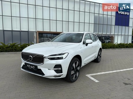 Volvo XC60 Recharge 2025