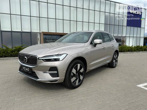 Volvo XC60 Recharge 2025