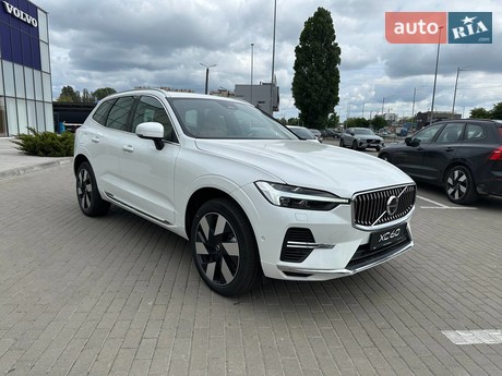 Volvo XC60 Recharge 2025