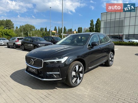 Volvo XC60 Recharge 2025