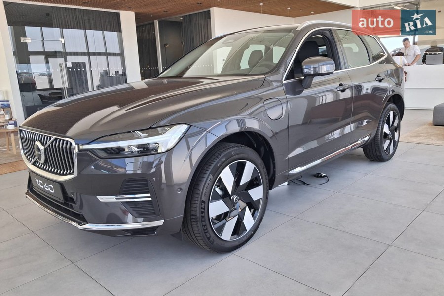 Volvo XC60 Recharge - фото 1