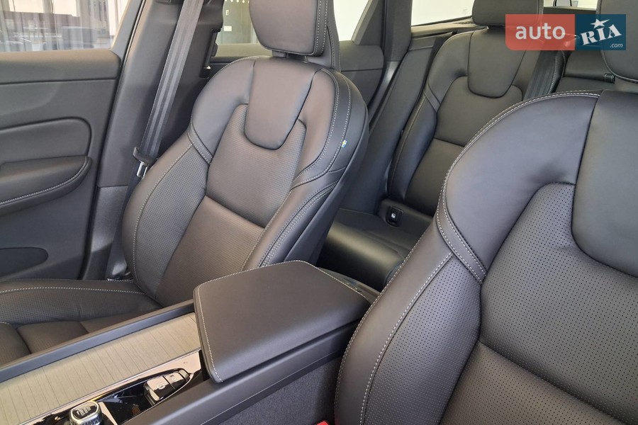 Volvo XC60 Recharge - фото 15