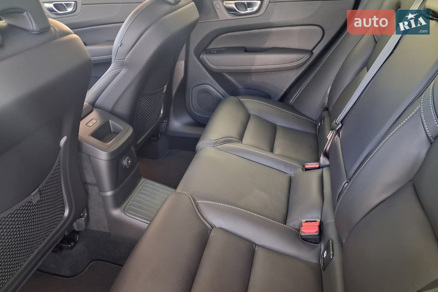 Volvo XC60 Recharge - фото 17
