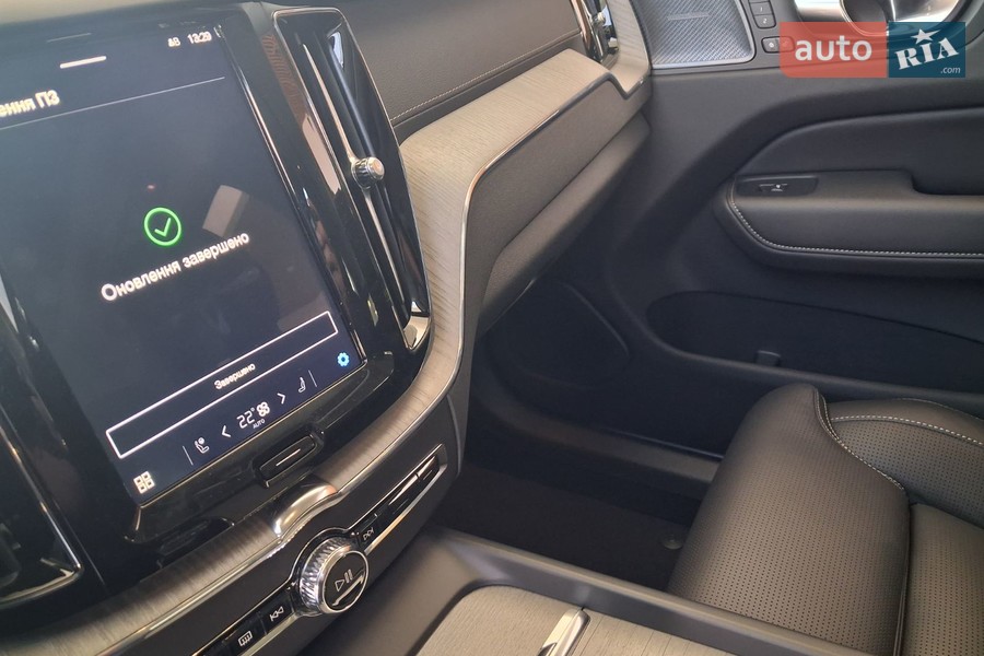 Volvo XC60 Recharge - фото 13