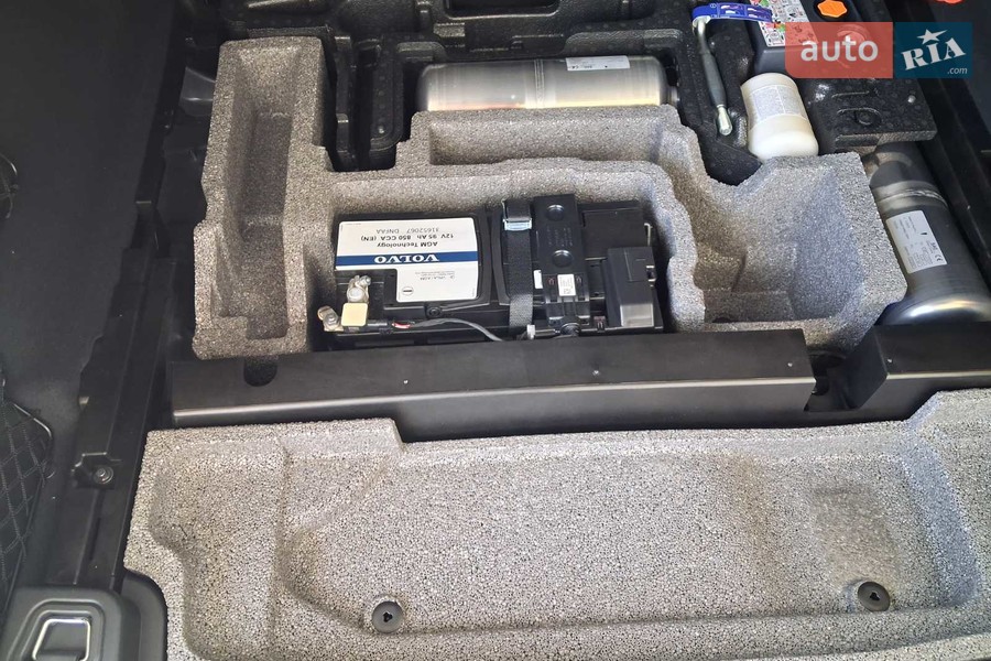 Volvo XC60 Recharge - фото 26