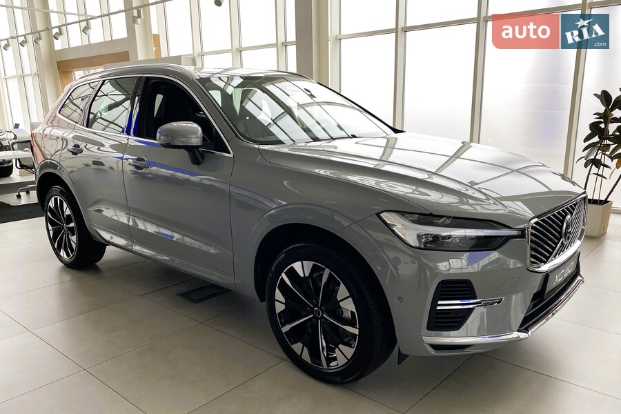 Volvo XC60 Recharge - фото 1