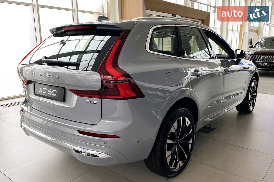 Volvo XC60 Recharge - фото 7
