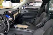 Volvo XC60 Recharge - фото 17