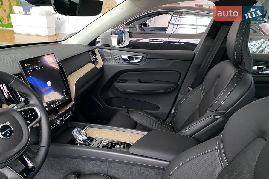 Volvo XC60 Recharge - фото 17