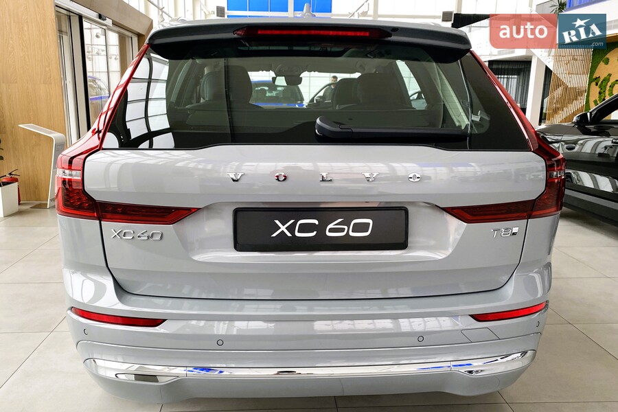 Volvo XC60 Recharge - фото 8