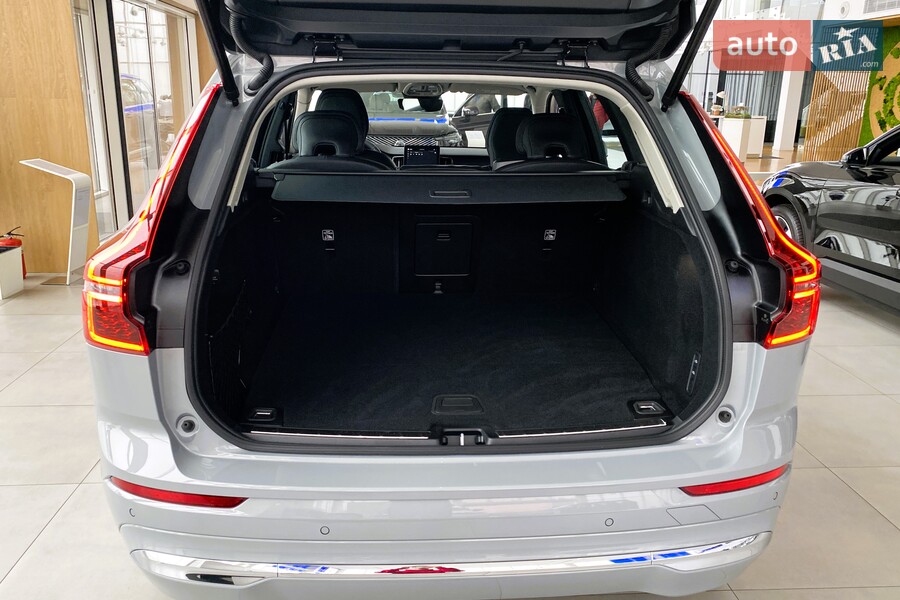 Volvo XC60 Recharge - фото 10