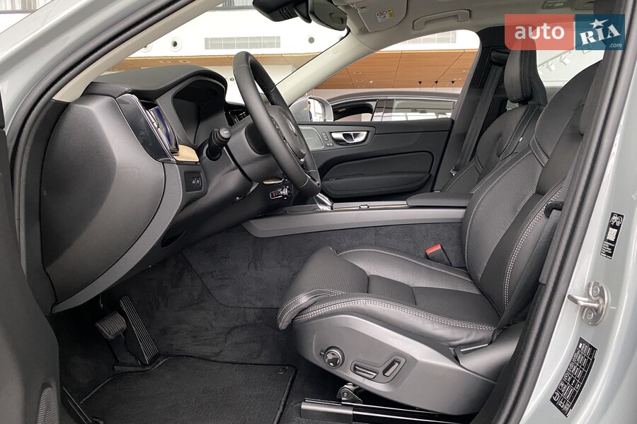 Volvo XC60 Recharge - фото 24