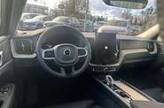 Volvo XC60 Recharge Ultra Bright