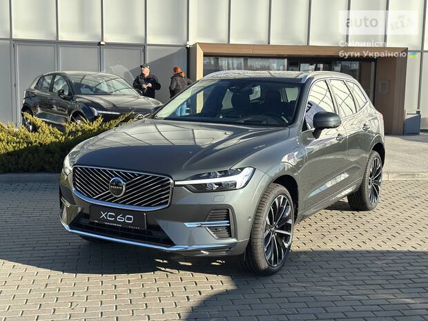 Volvo XC60 Recharge 2025