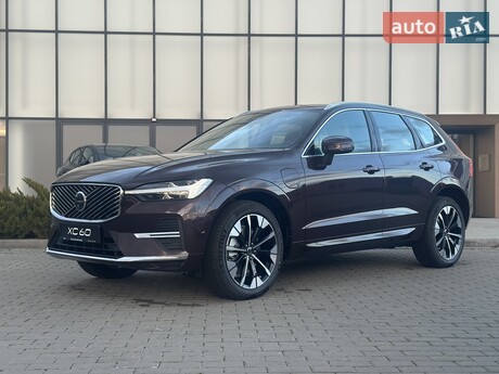 Volvo XC60 Recharge 2025