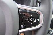 Volvo XC60 Recharge Ultra Bright
