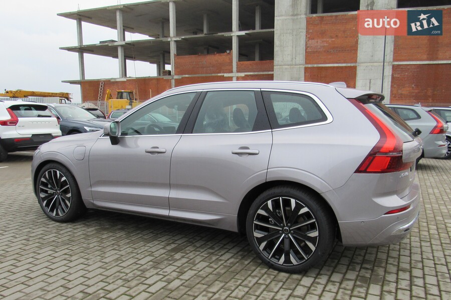 Volvo XC60 Recharge - фото 8