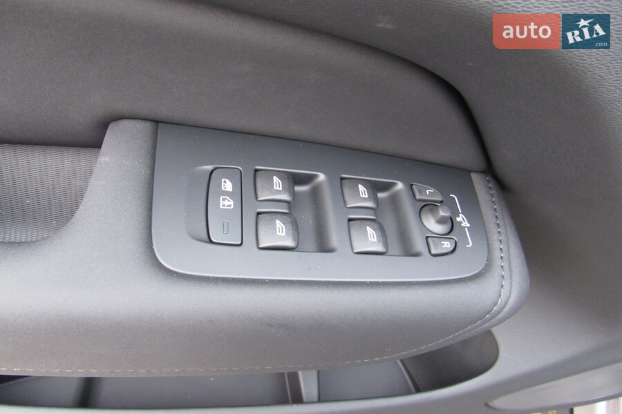 Volvo XC60 Recharge - фото 19