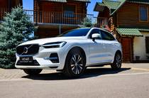 Volvo XC60 Momentum