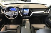 Volvo XC60 Momentum