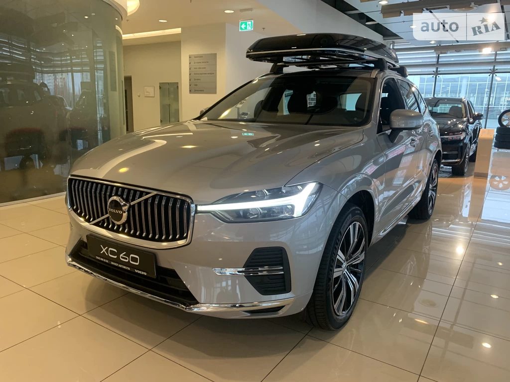 Volvo XC60 Plus Bright