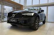 Volvo XC60 Plus Dark