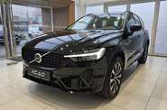 Volvo XC60 Plus Dark