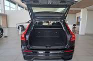 Volvo XC60 Plus Dark