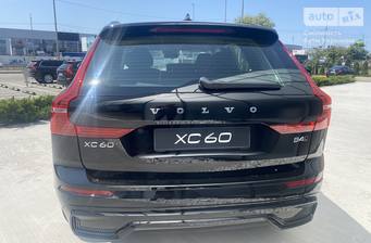 Volvo XC60 2023 Plus Dark