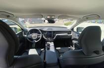 Volvo XC60 Plus Dark